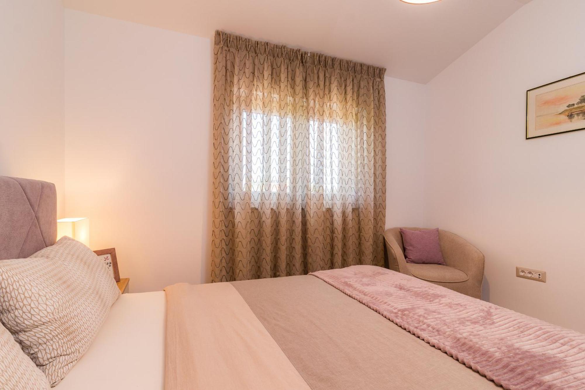 Villa Roma Near Pula For 6 People With Private Pool Jadreški Extérieur photo