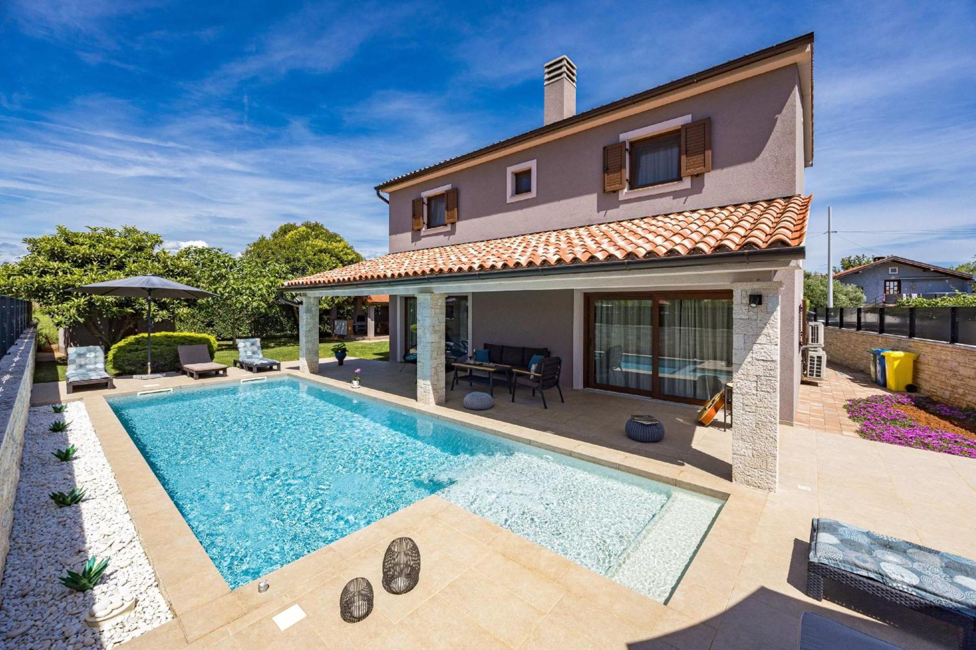Villa Roma Near Pula For 6 People With Private Pool Jadreški Extérieur photo